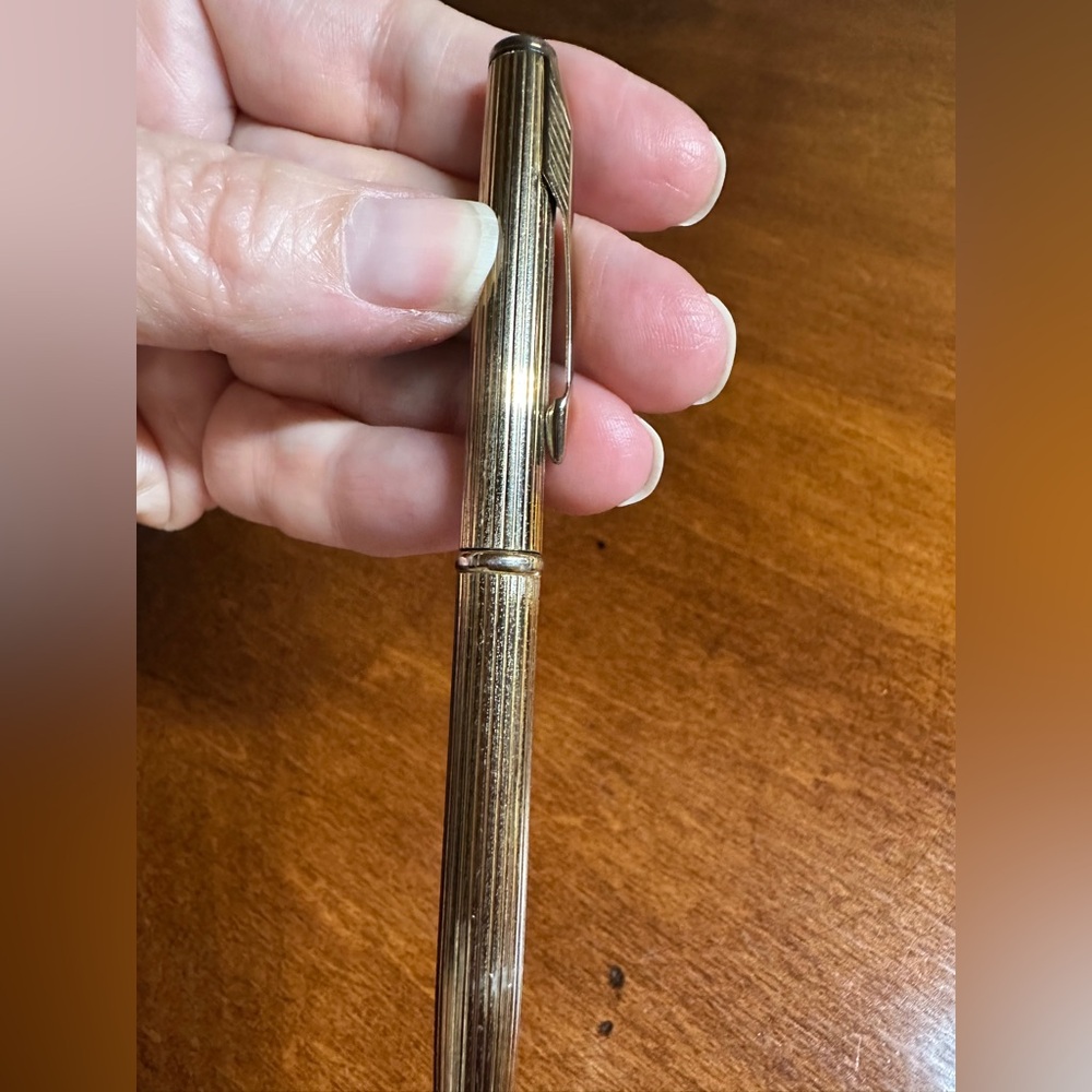 Parker Insignia Prestige Ballpoint Pen Gold Plated Ribbed Cicele Pattern - Picture 7 of 9
